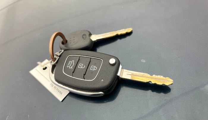 2022 Hyundai GRAND I10 NIOS MAGNA 1.2 KAPPA VTVT CNG, CNG, Manual, 18,362 km, Key Close Up