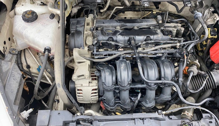 2015 Ford Figo Aspire TREND 1.2 PETROL, Petrol, Manual, 1,00,000 km, Engine View - Right