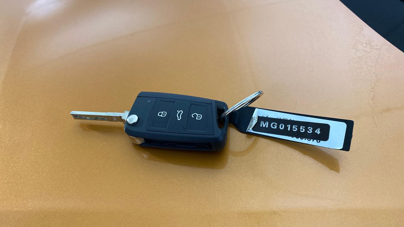 2021 Skoda KUSHAQ AMBITION 1.0L TSI AT, Petrol, Automatic, 45,058 km, Key Close Up
