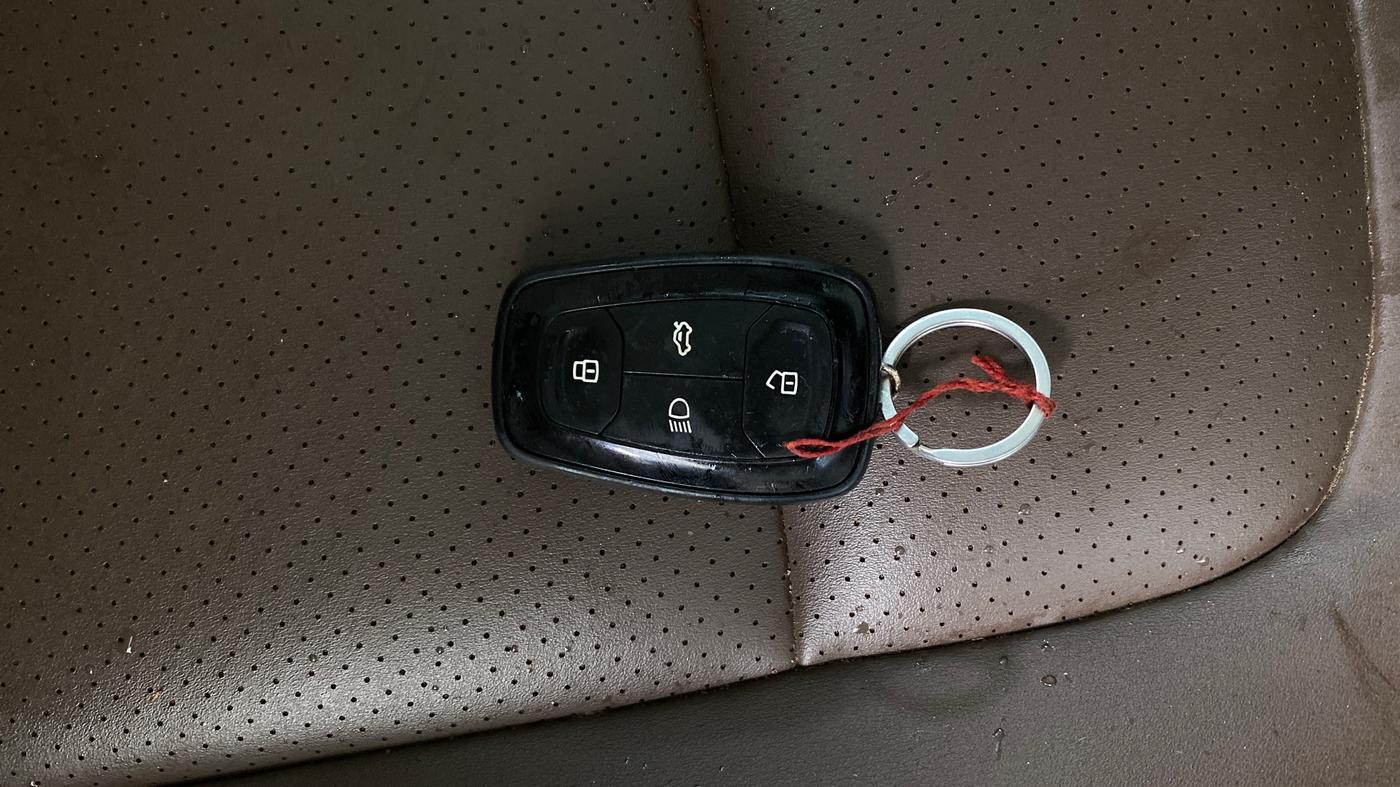 2021 Tata Harrier XZ PLUS 2.0L, Diesel, Manual, 91,422 km, Key Close Up