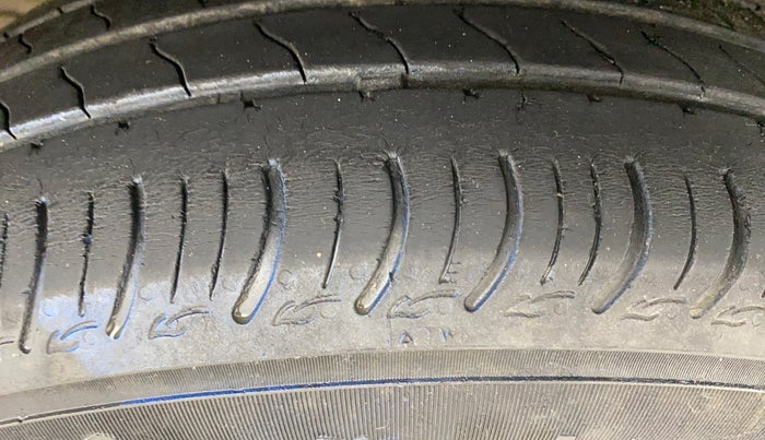 2022 Maruti S PRESSO VXI+, Petrol, Manual, 54,744 km, Left Front Tyre Tread