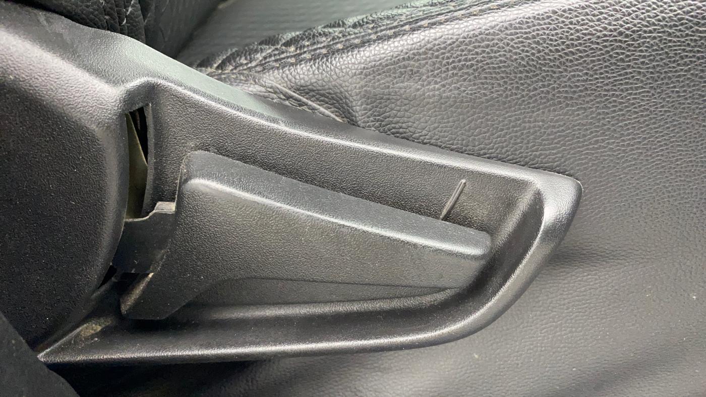 2022 Maruti S PRESSO VXI+, Petrol, Manual, 54,744 km, Driver Side Adjustment Panel
