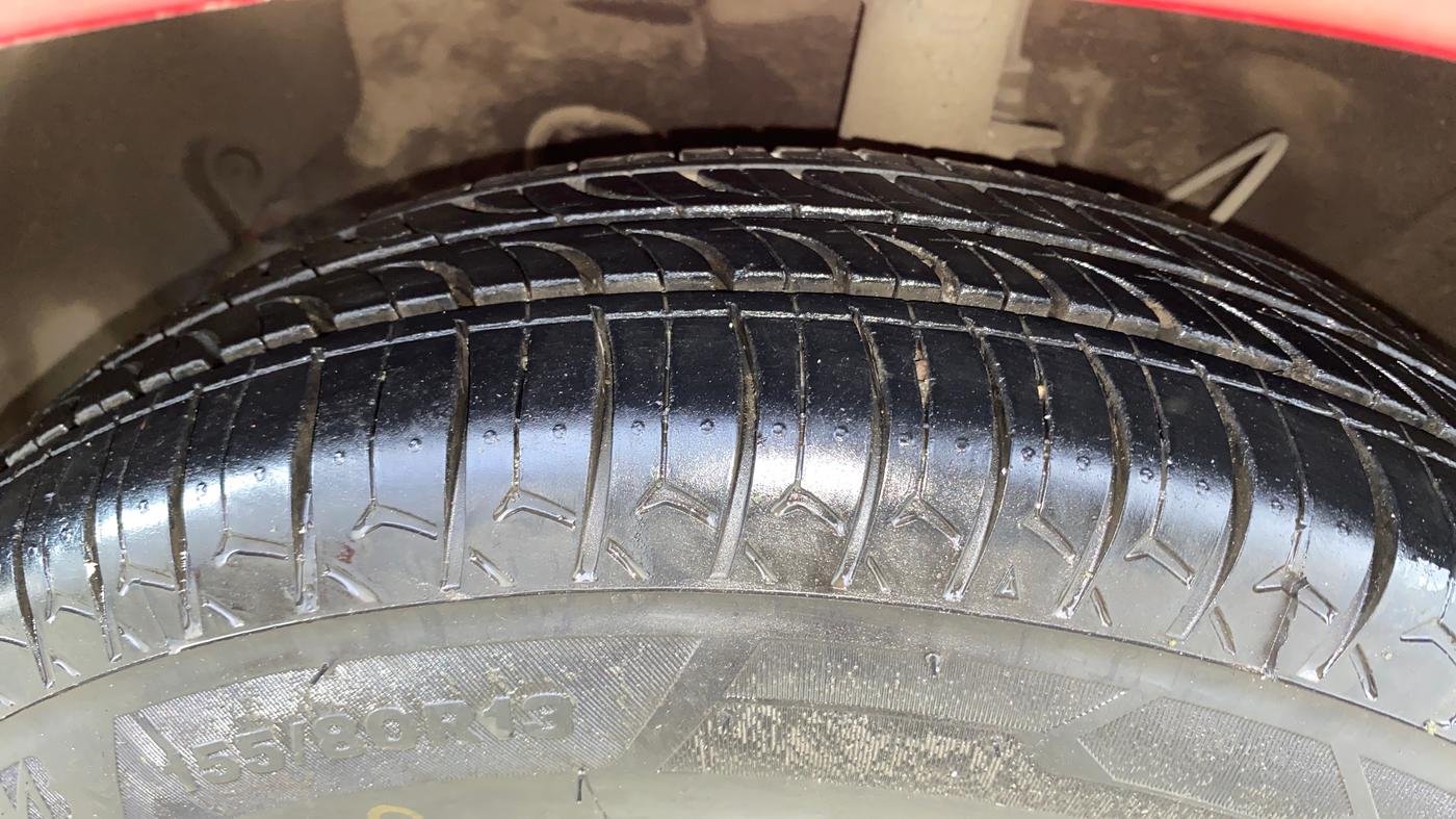 2018 Hyundai NEW SANTRO MAGNA CNG, CNG, Manual, 63,687 km, Left Front Tyre Tread