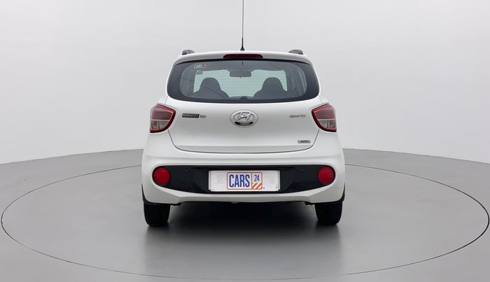 2017 Hyundai Grand i10 SPORTZ (O) AT 1.2 KAPPA VTVT, Petrol, Automatic, 62,106 km, Back/Rear