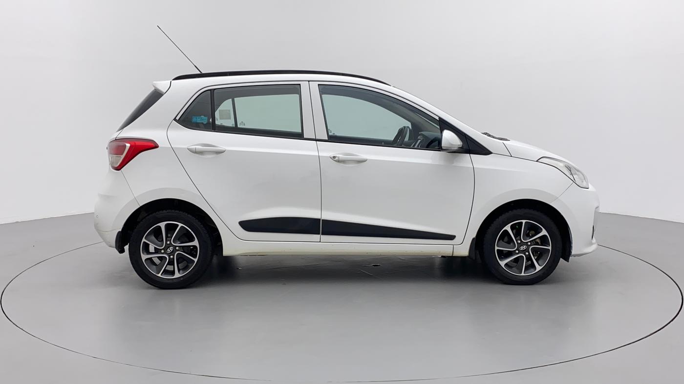 2017 Hyundai Grand i10 SPORTZ (O) AT 1.2 KAPPA VTVT, Petrol, Automatic, 62,106 km, Right Side View