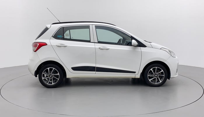 2017 Hyundai Grand i10 SPORTZ (O) AT 1.2 KAPPA VTVT, Petrol, Automatic, 62,106 km, Right Side View