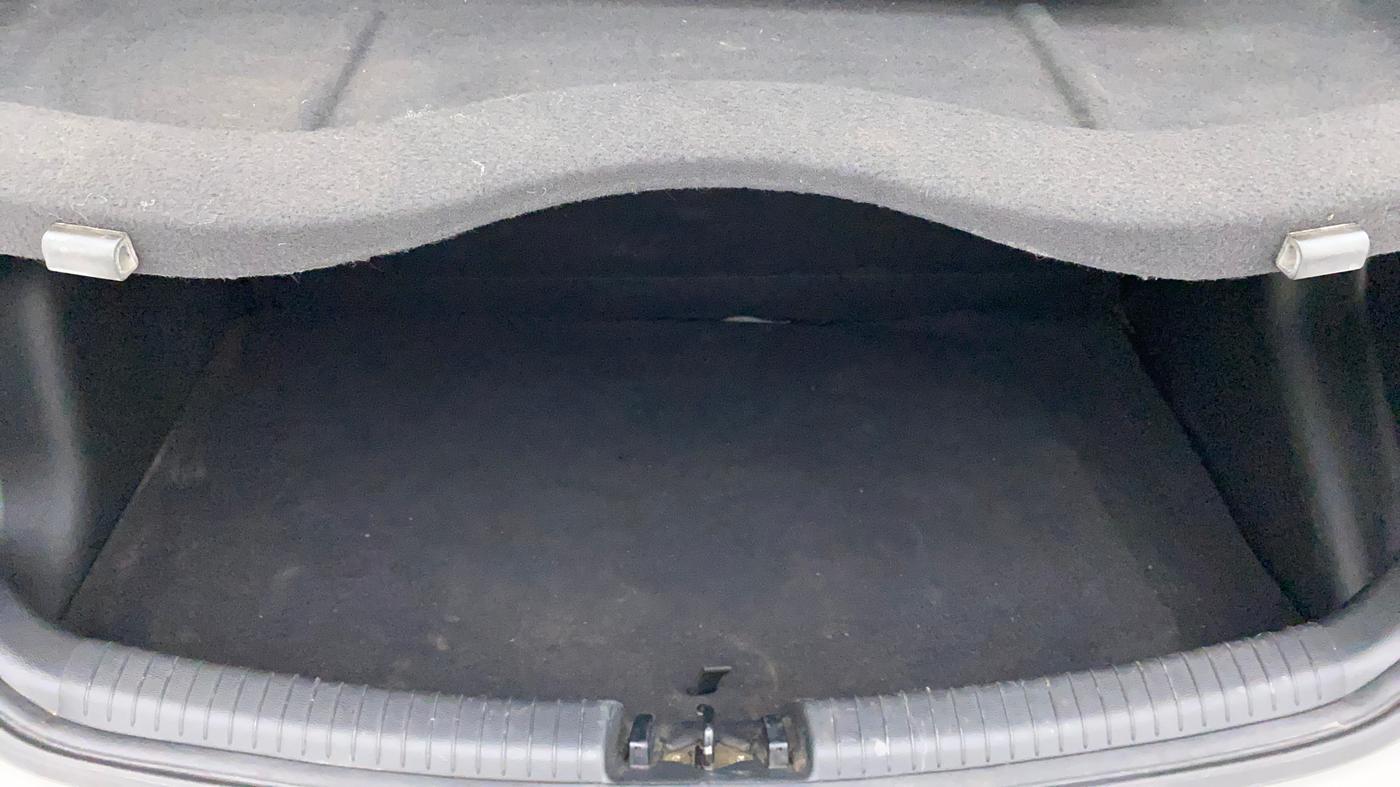 2017 Hyundai Grand i10 SPORTZ (O) AT 1.2 KAPPA VTVT, Petrol, Automatic, 62,106 km, Boot Inside