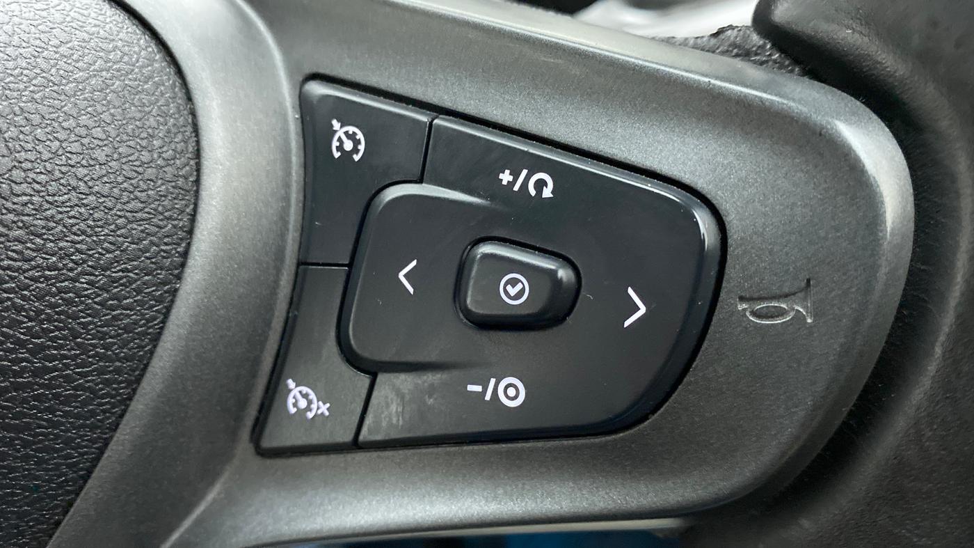 2021 Tata ALTROZ XZ 1.2, Petrol, Manual, 6,375 km, Adaptive Cruise Control