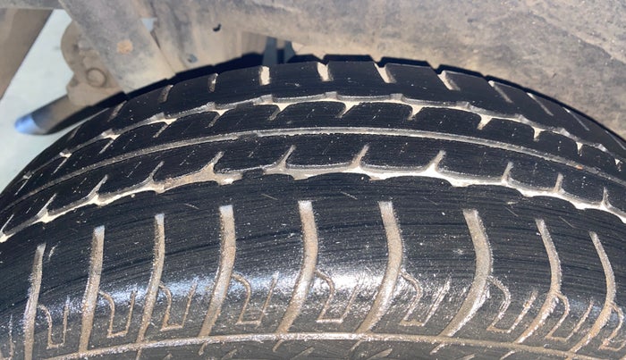 2012 Maruti Wagon R 1.0 VXI, Petrol, Manual, 30,027 km, Right Rear Tyre Tread