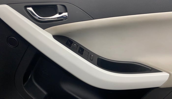 2024 Tata NEXON CREATIVE PLUS 1.2 REVOTRON 7 DCA DT, Petrol, Automatic, 10,480 km, Driver Side Door Panels Control