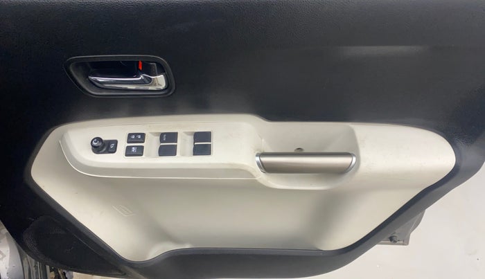 2019 Maruti IGNIS ZETA 1.2 AMT, Petrol, Automatic, 34,686 km, Driver Side Door Panels Control