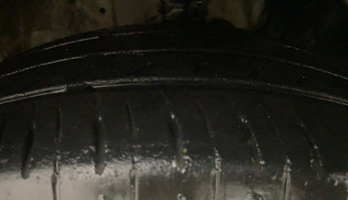 2019 Maruti IGNIS ZETA 1.2 AMT, Petrol, Automatic, 34,686 km, Right Front Tyre Tread