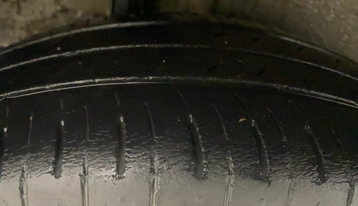 2019 Maruti IGNIS ZETA 1.2 AMT, Petrol, Automatic, 34,686 km, Right Rear Tyre Tread