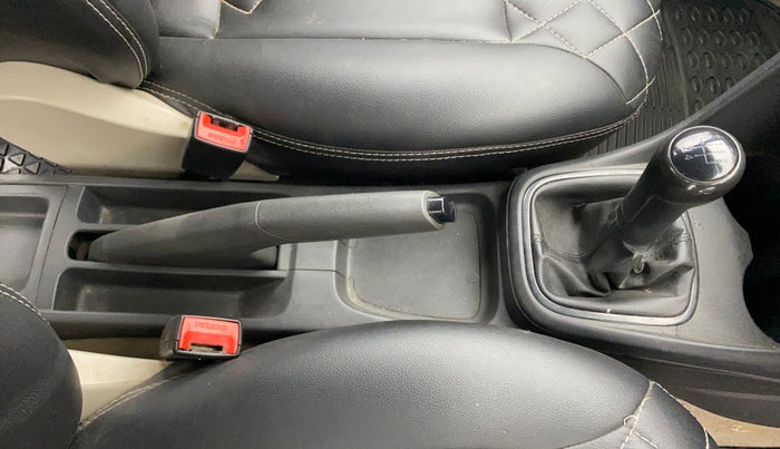 2012 Volkswagen Polo COMFORTLINE 1.2L PETROL, Petrol, Manual, 71,261 km, Gear Lever