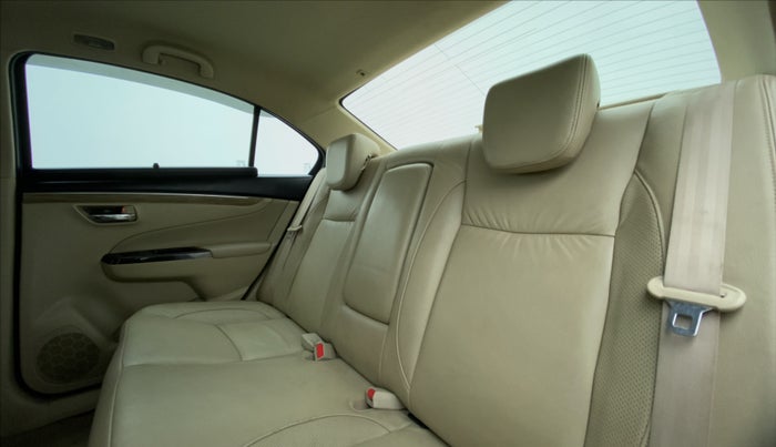 2018 Maruti Ciaz ALPHA 1.5 SHVS PETROL, Petrol, Manual, 27,837 km, Right Side Rear Door Cabin