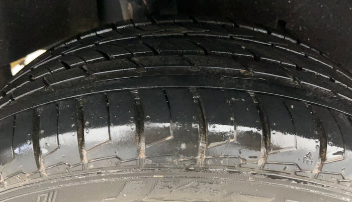 2020 Toyota Glanza G, Petrol, Manual, 72,926 km, Right Rear Tyre Tread