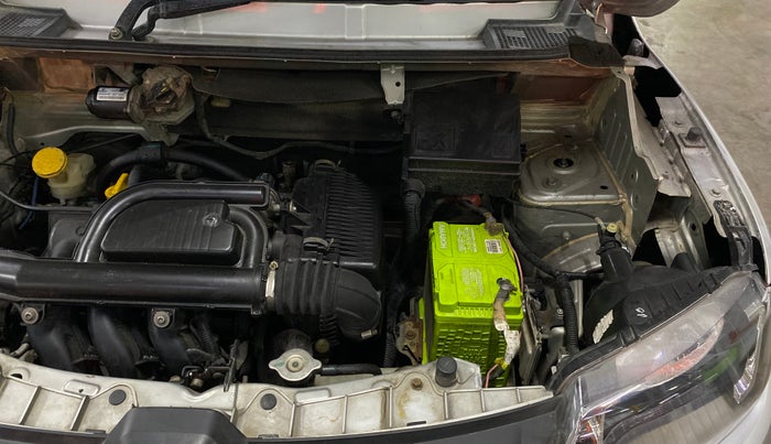 2017 Renault Kwid RXT 1.0, Petrol, Manual, 69,608 km, Engine View - Left