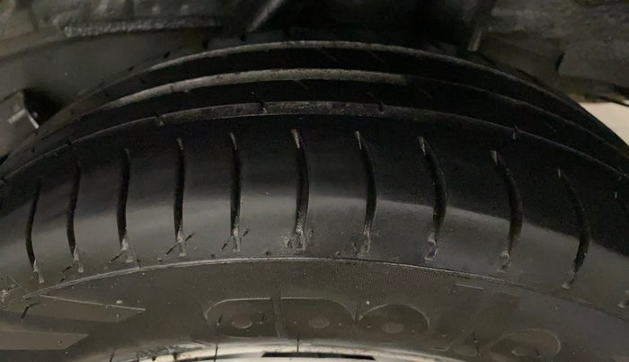 2019 Honda Amaze 1.2L I-VTEC E, Petrol, Manual, 70,273 km, Left Rear Tyre Tread