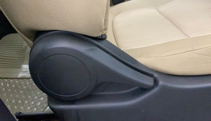 2019 Honda Amaze 1.2L I-VTEC E, Petrol, Manual, 70,273 km, Driver Side Adjustment Panel