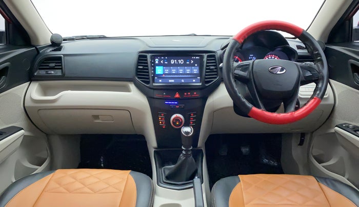 2022 Mahindra XUV300 W4 1.2 PETROL, Petrol, Manual, 10,324 km, Dashboard
