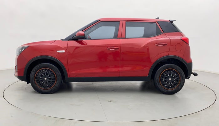 2022 Mahindra XUV300 W4 1.2 PETROL, Petrol, Manual, 10,324 km, Left Side