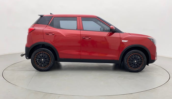 2022 Mahindra XUV300 W4 1.2 PETROL, Petrol, Manual, 10,324 km, Right Side View