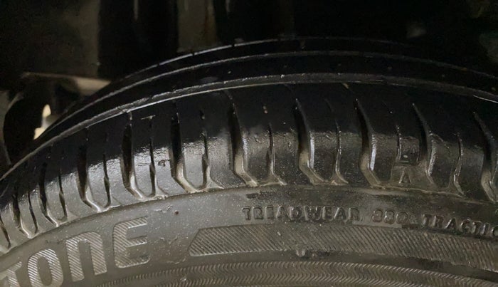 2019 Maruti Swift LXI, Petrol, Manual, 34,297 km, Right Rear Tyre Tread