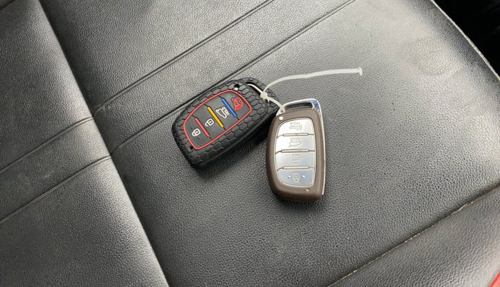 2021 Hyundai NEW I20 N LINE N8 1.0 TURBO GDI IMT, Petrol, Manual, 48,515 km, Key Close Up