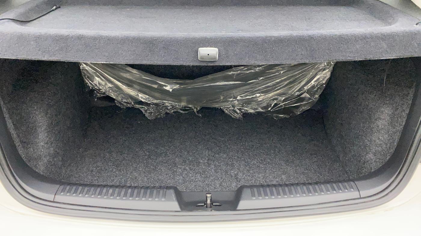 2022 Volkswagen Polo COMFORTLINE 1.0L TSI AT, Petrol, Automatic, 36,797 km, Boot Inside