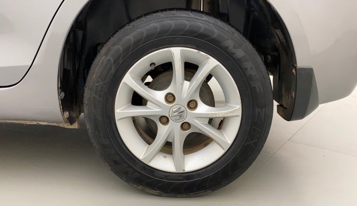 2014 Maruti Swift Dzire VXI, Petrol, Manual, 59,902 km, Left Rear Wheel