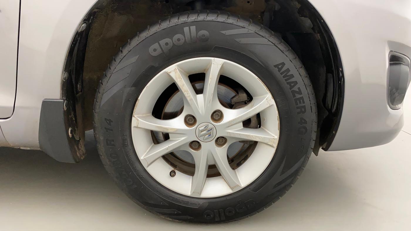 2014 Maruti Swift Dzire VXI, Petrol, Manual, 59,902 km, Right Front Wheel