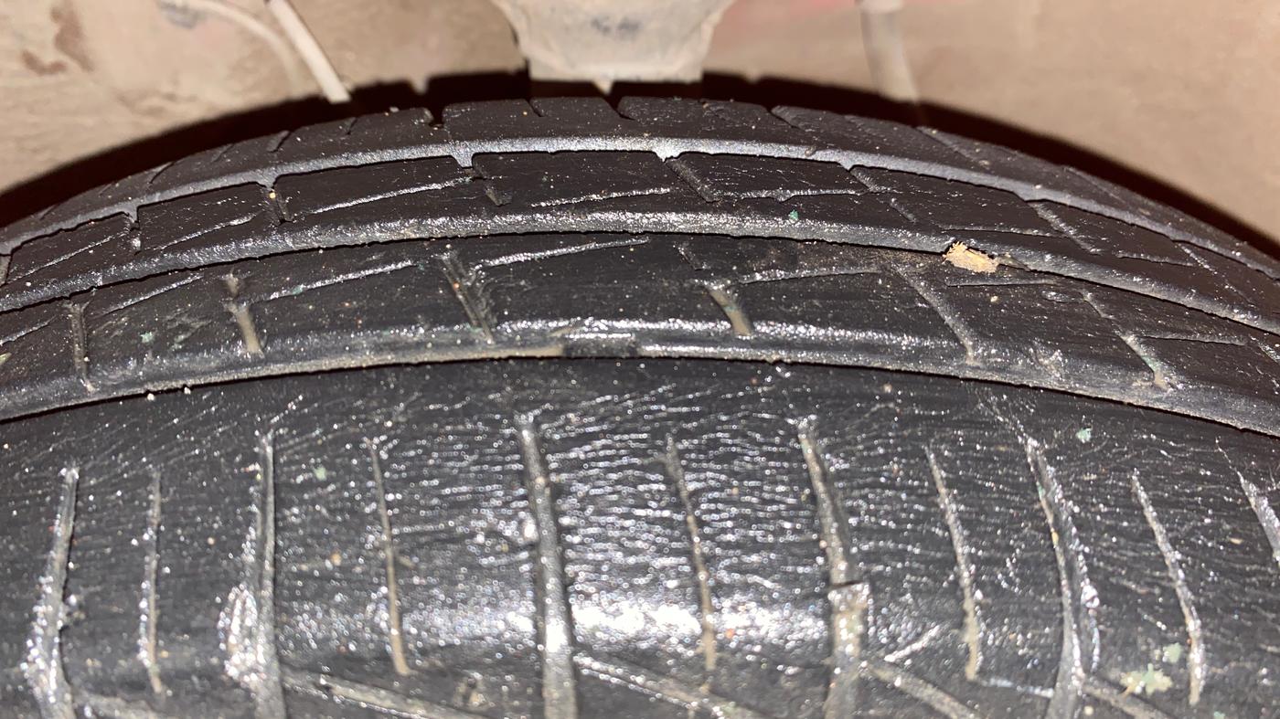 2020 Maruti Alto LXI, Petrol, Manual, 22,107 km, Left Front Tyre Tread