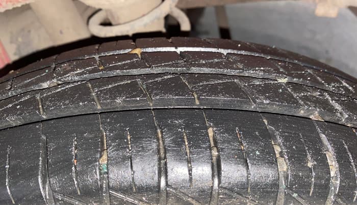 2020 Maruti Alto LXI, Petrol, Manual, 22,107 km, Left Rear Tyre Tread