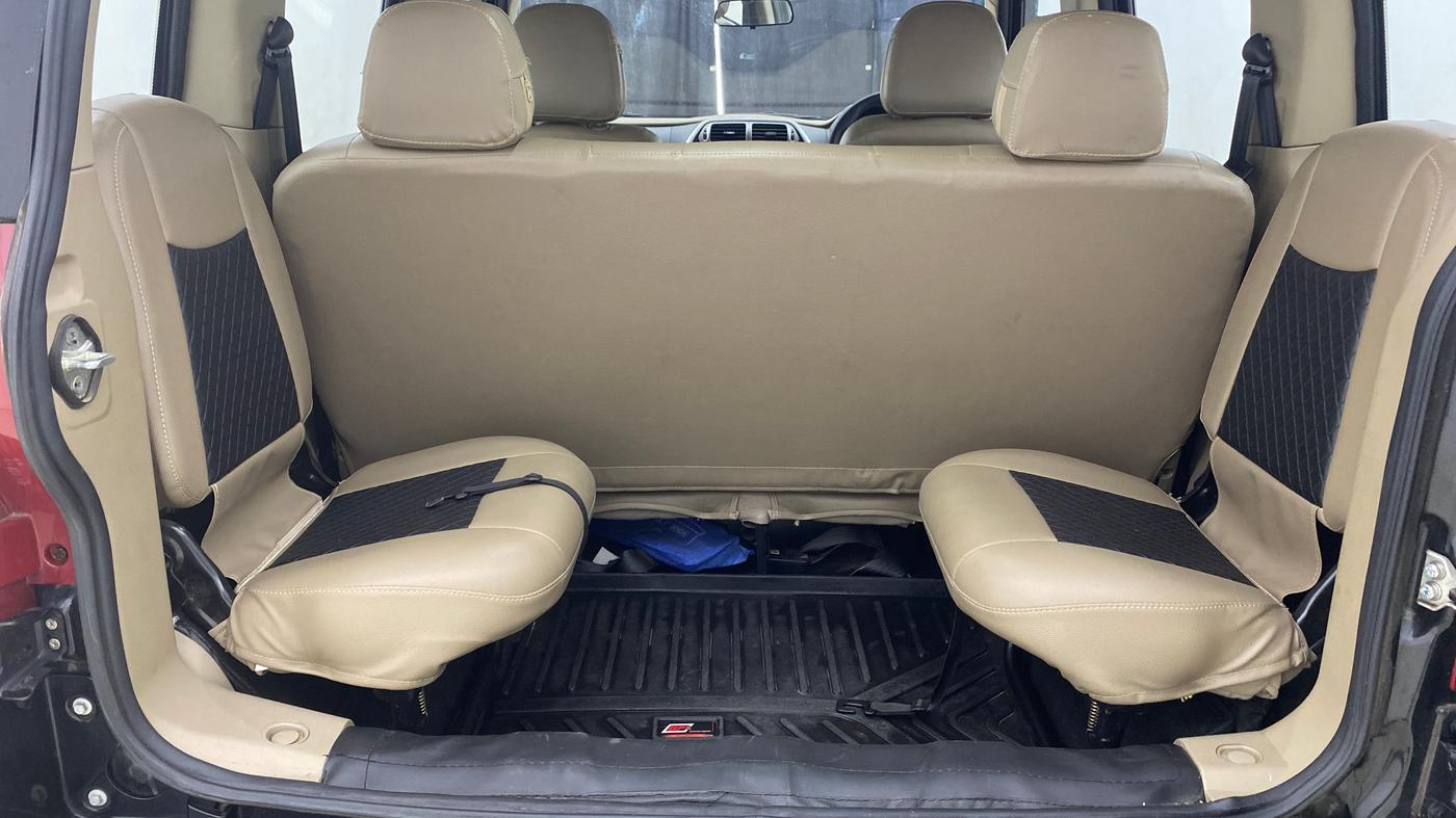 2024 Mahindra BOLERO NEO N10 R, Diesel, Manual, 32,068 km, Boot Inside