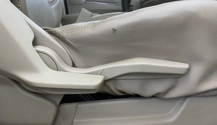 2020 Maruti Ertiga ZXI SHVS, Petrol, Manual, 92,361 km, Driver Side Adjustment Panel