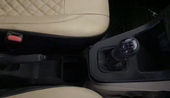 2019 Maruti New Wagon-R LXI 1.0, Petrol, Manual, 38,286 km, Gear Lever