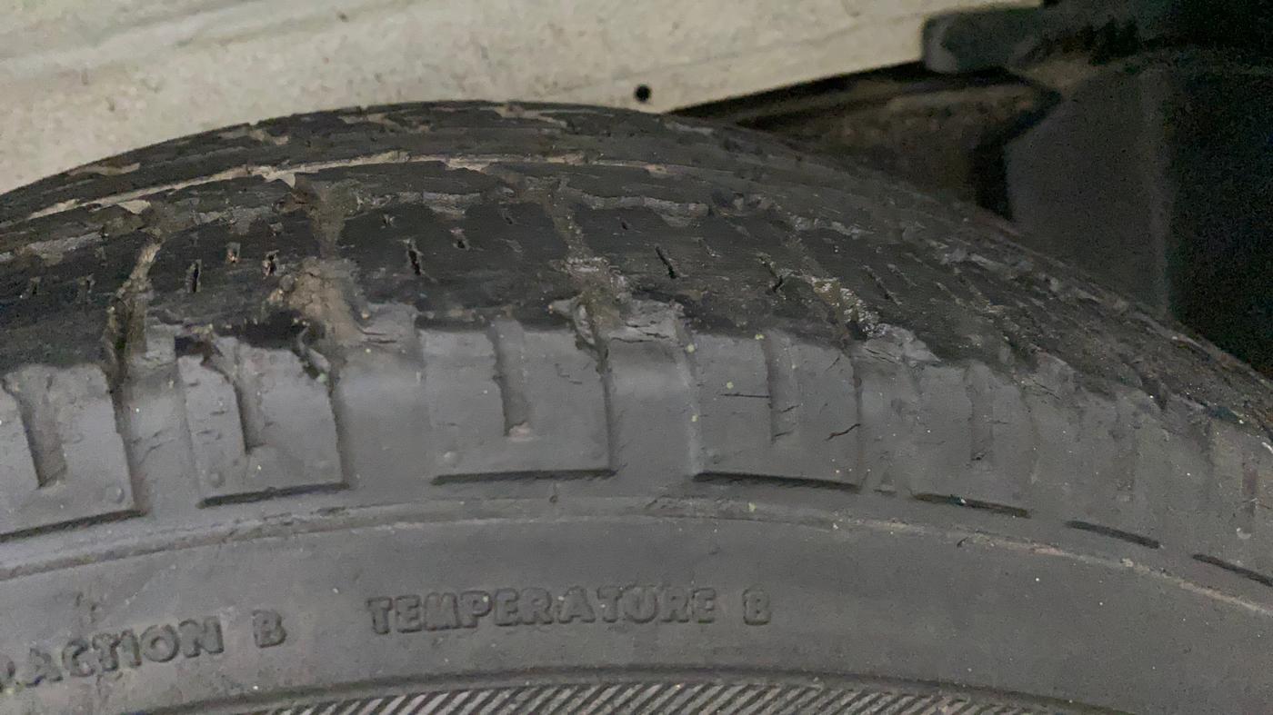 2017 Mahindra Scorpio S3, Diesel, Manual, 69,802 km, Right Rear Tyre Tread