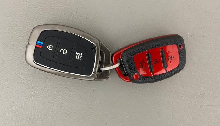 2018 Hyundai New Elantra 2.0 SX AT PETROL, Petrol, Automatic, 36,922 km, Key Close Up