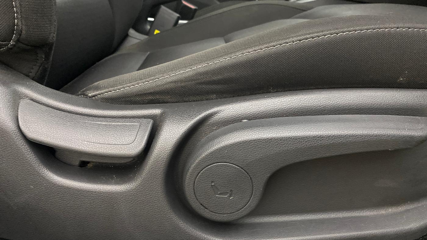 2018 Hyundai New Elantra 2.0 SX AT PETROL, Petrol, Automatic, 37,650 km, Driver Side Adjustment Panel
