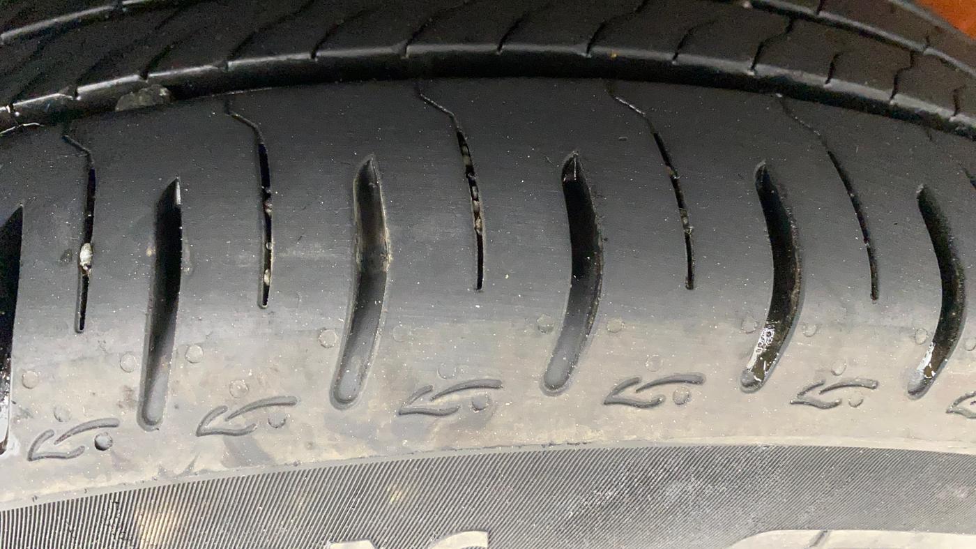 2024 Tata ALTROZ Racer R3, Petrol, Manual, 6,070 km, Right Rear Tyre Tread