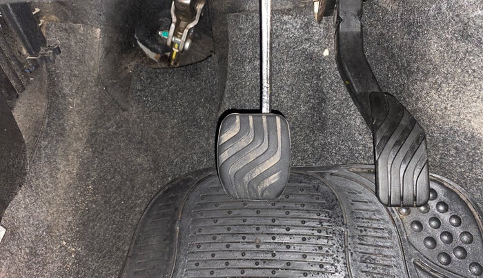 2021 Renault Kwid RXT 1.0 AMT (O), Petrol, Automatic, 60,243 km, Pedals