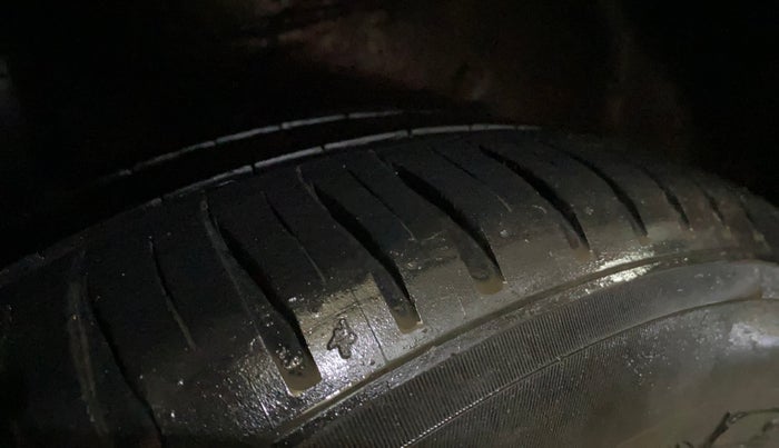 2016 Honda Jazz 1.2L I-VTEC V, Petrol, Manual, 86,160 km, Right Rear Tyre Tread