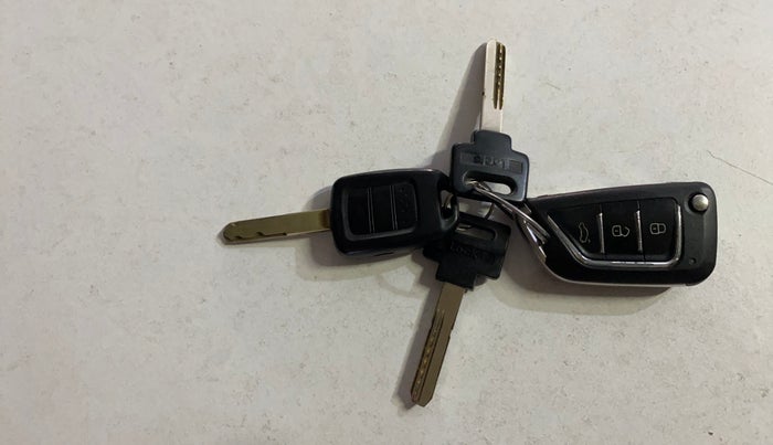 2016 Honda Jazz 1.2L I-VTEC V, Petrol, Manual, 86,160 km, Key Close Up