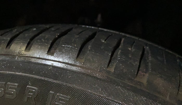 2016 Honda Jazz 1.2L I-VTEC V, Petrol, Manual, 86,160 km, Right Front Tyre Tread