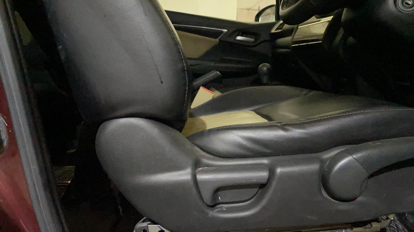 2016 Honda Jazz 1.2L I-VTEC V, Petrol, Manual, 86,271 km, Driver Side Adjustment Panel