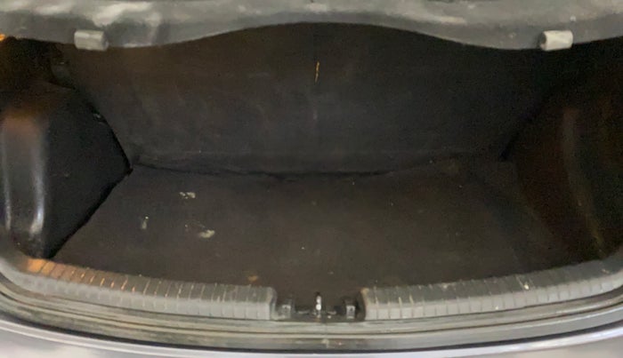 2015 Hyundai Grand i10 MAGNA 1.2 KAPPA VTVT, Petrol, Manual, 50,296 km, Boot Inside