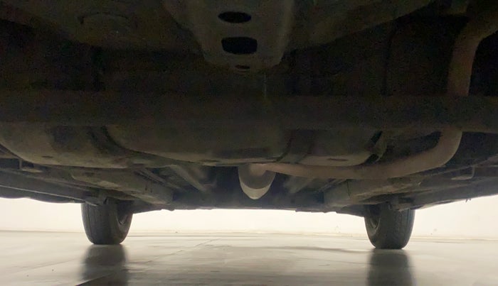2014 Maruti Swift VXI, Petrol, Manual, 70,860 km, Rear Underbody