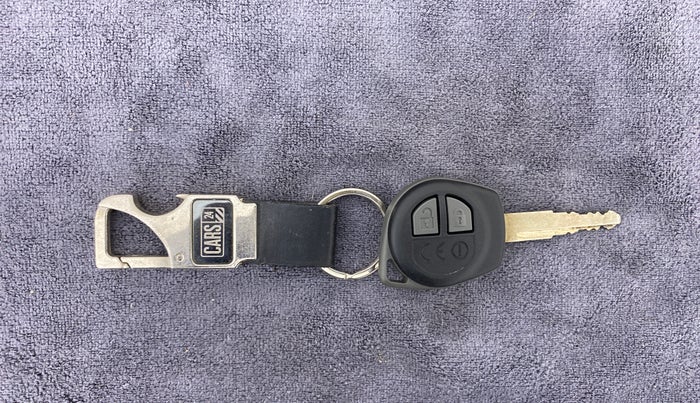 2018 Maruti Dzire VXI AMT, Petrol, Automatic, 53,041 km, Key Close Up