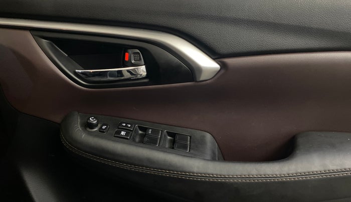 2024 Maruti Grand Vitara DELTA SMART HYBRID, Petrol, Manual, 9,386 km, Driver Side Door Panels Control