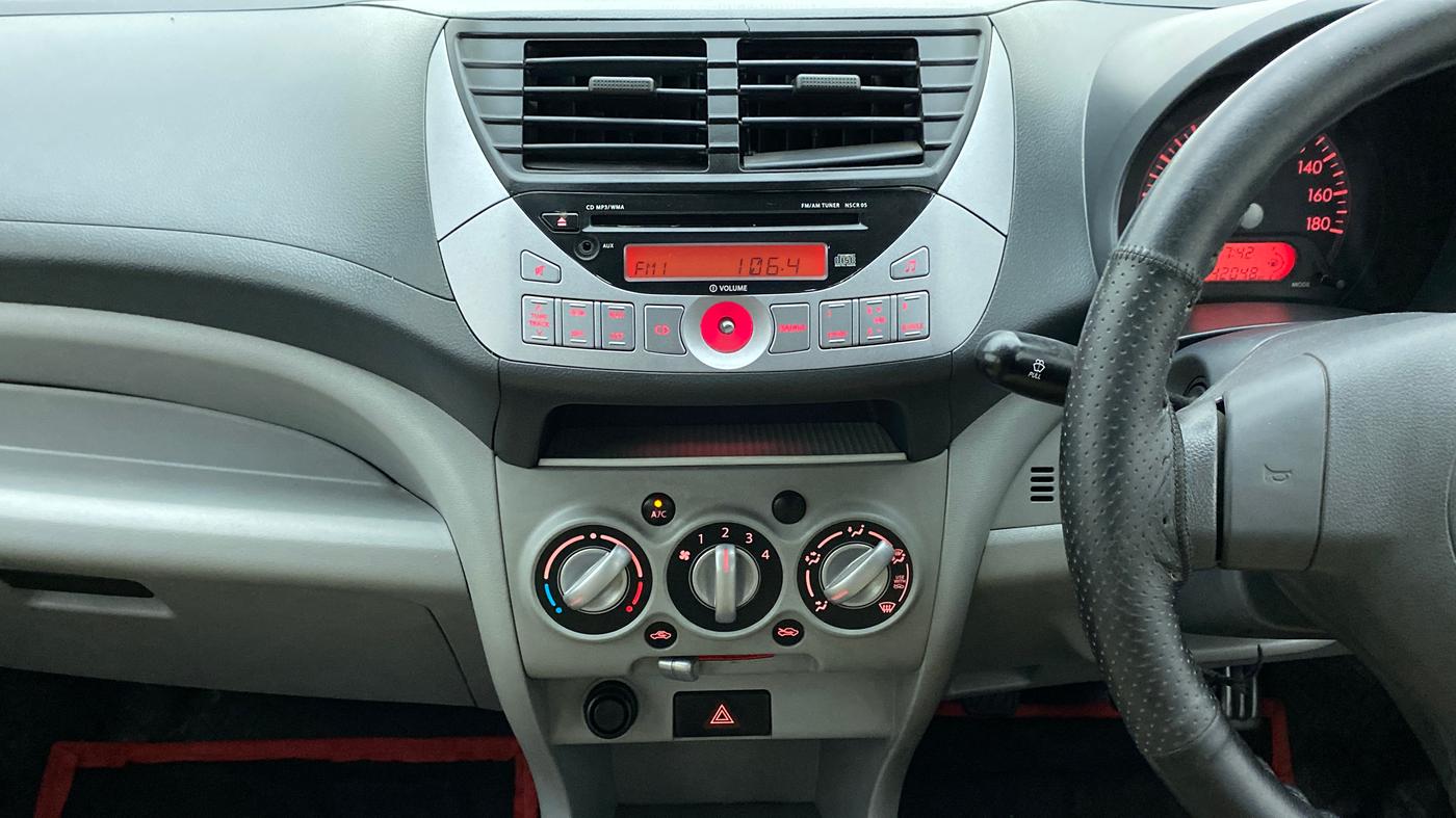 2010 Maruti A Star VXI, Petrol, Manual, 42,085 km, Air Conditioner